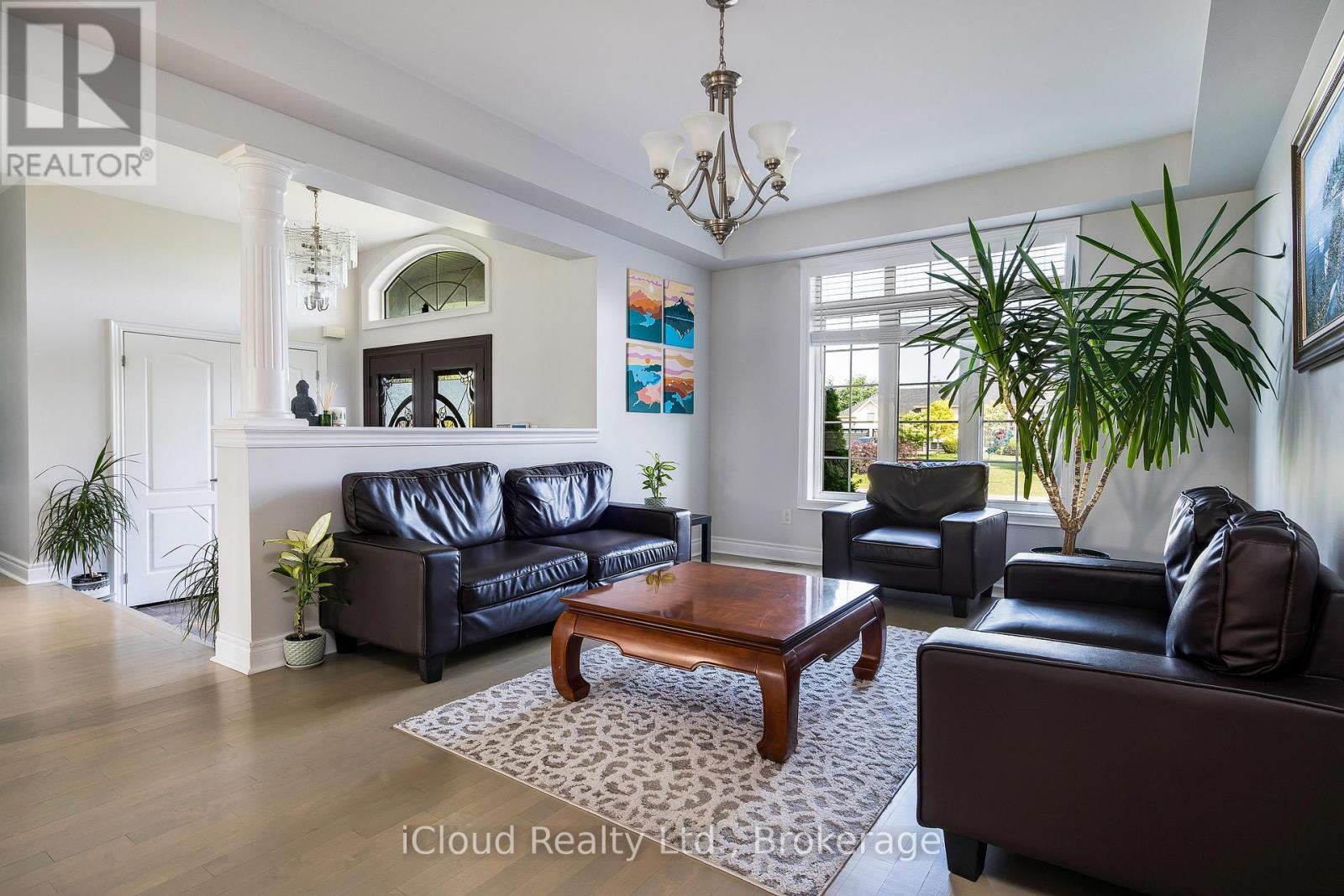 17 Maple Drive, Wasaga Beach, Ontario  L9Z 0A7 - Photo 6 - S12814298