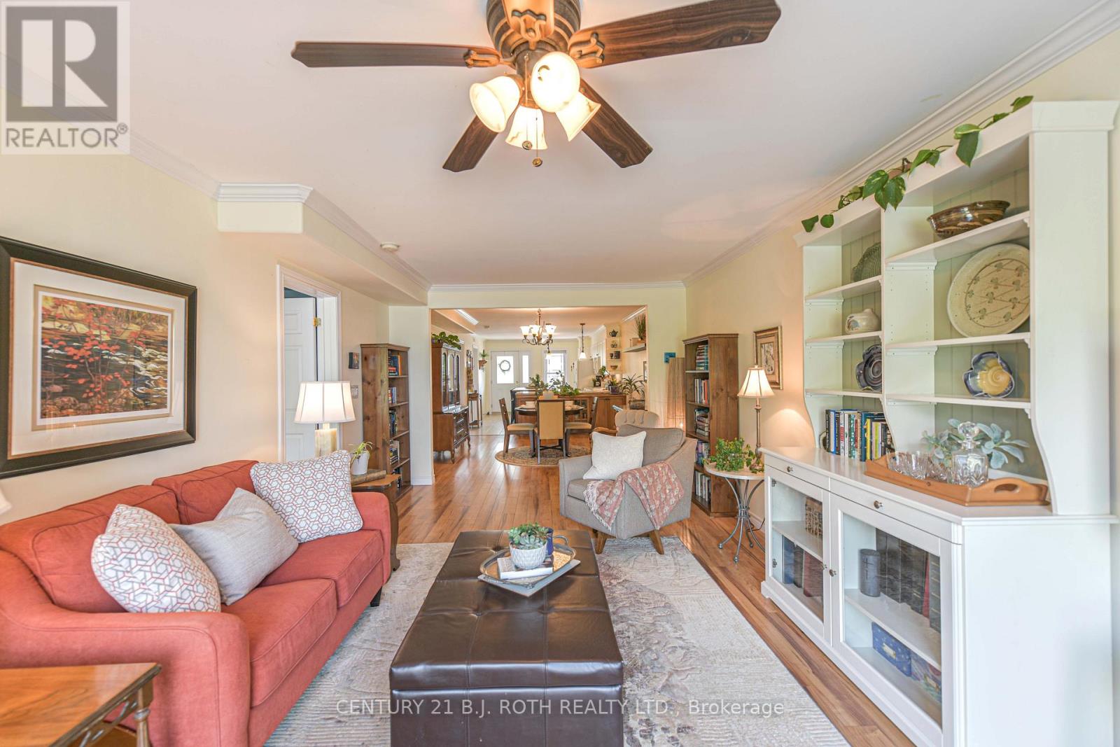 204 - 43 Creighton Street, Ramara (Atherley), Ontario L3V 1B1 - Photo 14 - S12814366