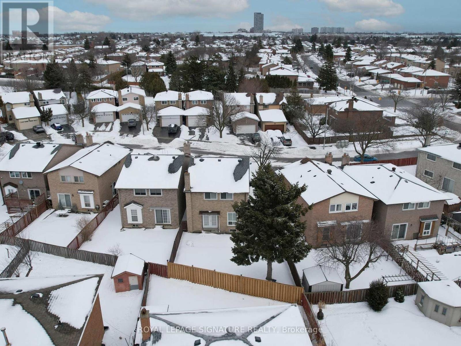 65 Fordcombe Crescent, Markham, Ontario  L3R 3E7 - Photo 44 - N12813518