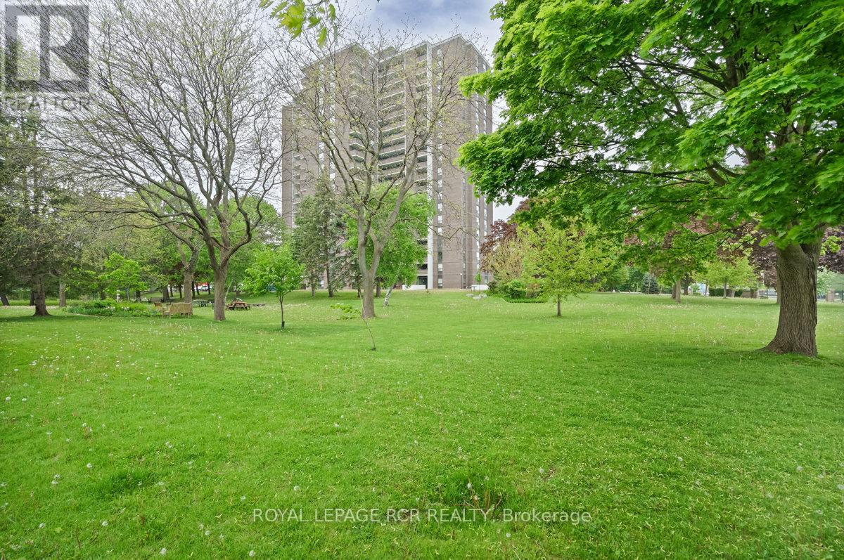205 - 1535 Lakeshore Road E, Mississauga, Ontario  L5E 3E2 - Photo 34 - W12814346