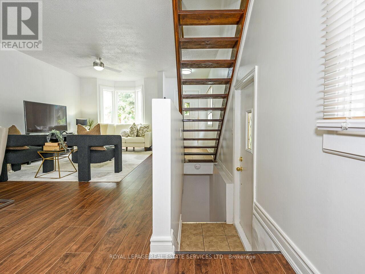 135 Bernice Crescent, Toronto, Ontario  M6N 1X3 - Photo 22 - W12814354