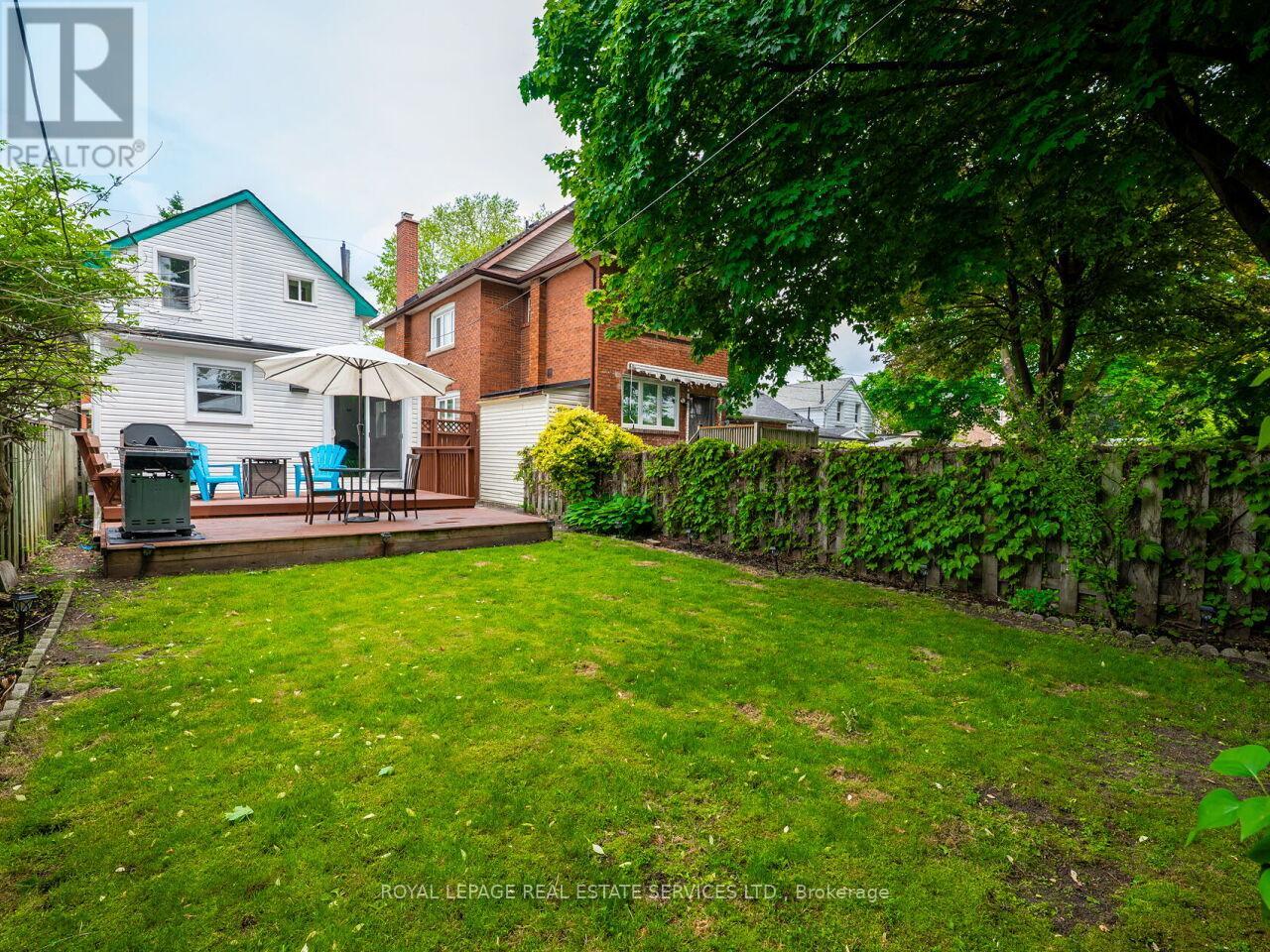 135 Bernice Crescent, Toronto, Ontario  M6N 1X3 - Photo 36 - W12814354