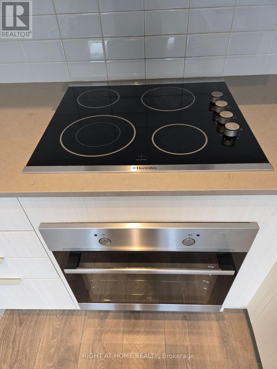 354 - 2485 Taunton Road W, Oakville, Ontario  L6H 3R8 - Photo 15 - W12814362