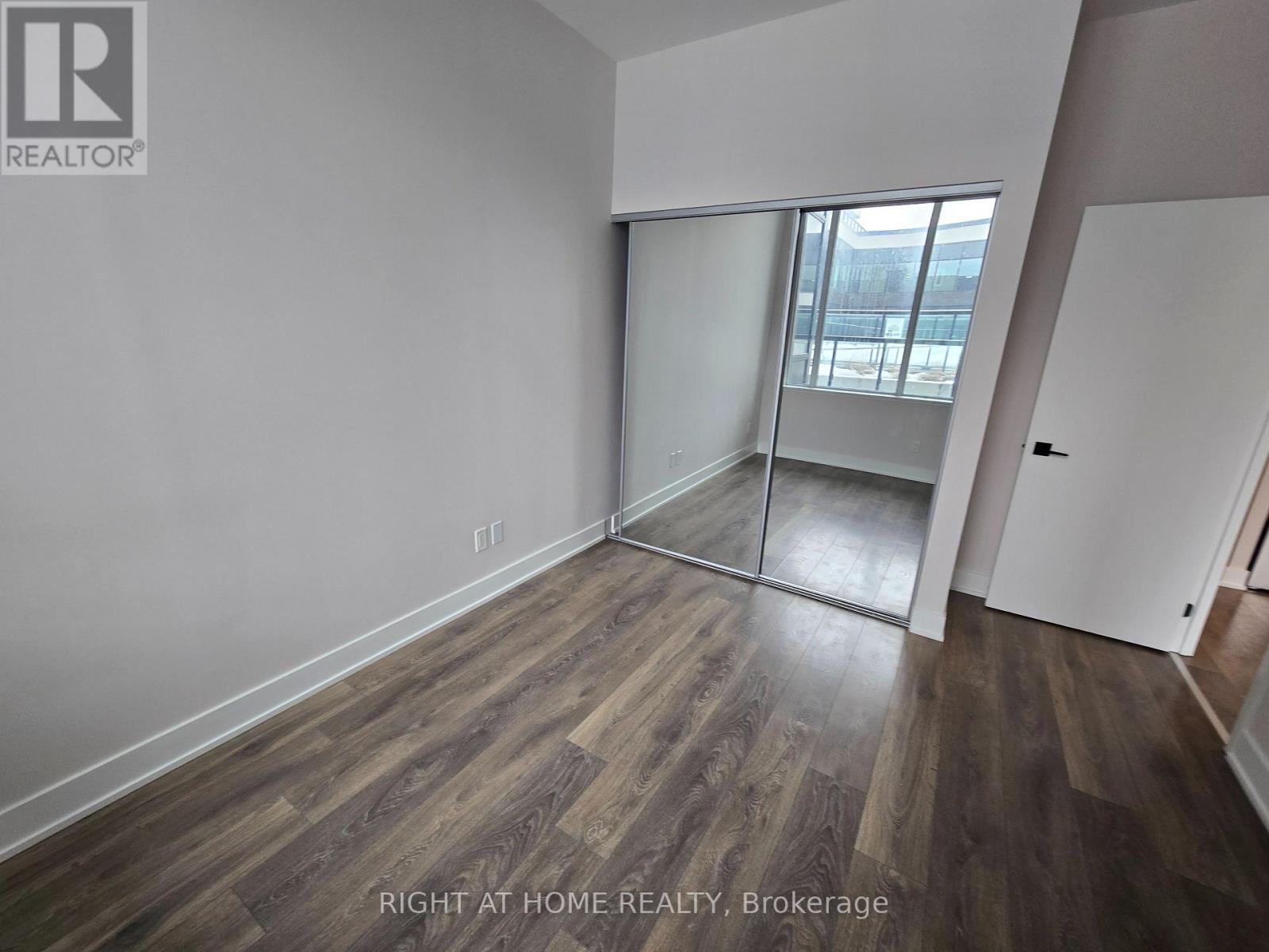 354 - 2485 Taunton Road W, Oakville, Ontario  L6H 3R8 - Photo 22 - W12814362