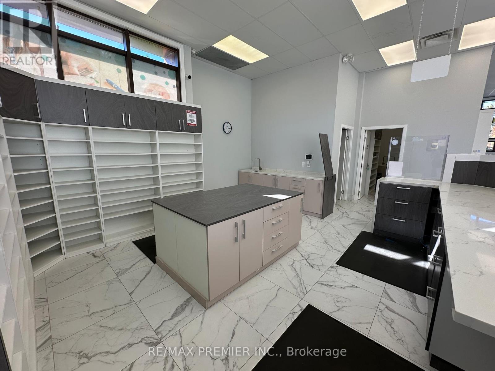 1 - 120 Guelph Street, Halton Hills, Ontario  L7G 4A4 - Photo 12 - W12814408