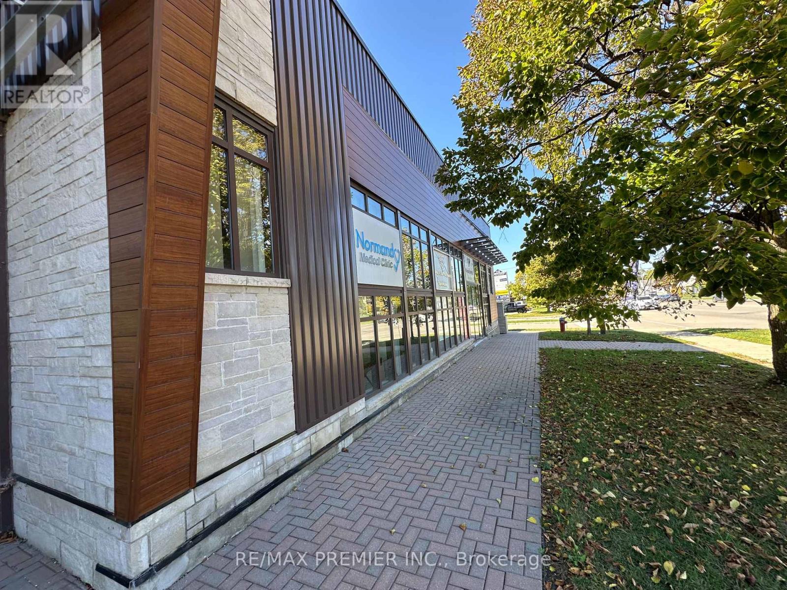 1 - 120 Guelph Street, Halton Hills, Ontario  L7G 4A4 - Photo 15 - W12814408