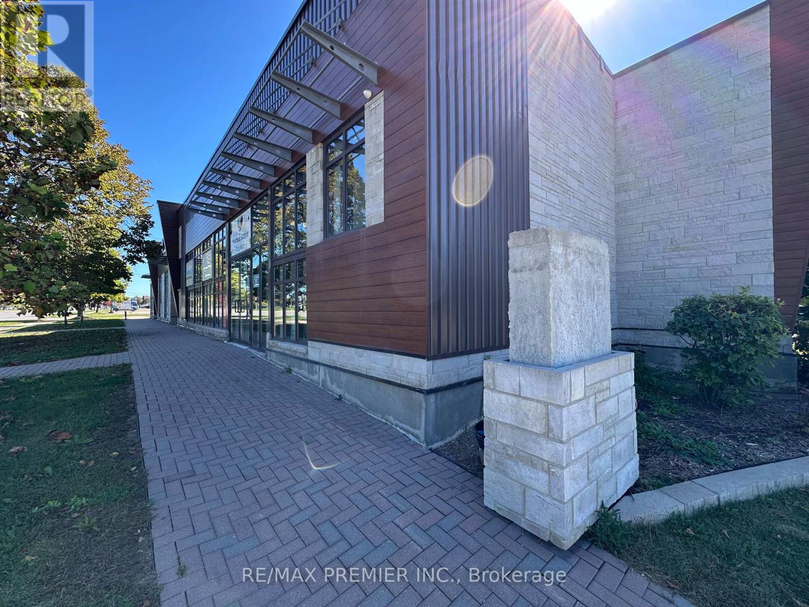 1 - 120 Guelph Street, Halton Hills, Ontario  L7G 4A4 - Photo 17 - W12814408