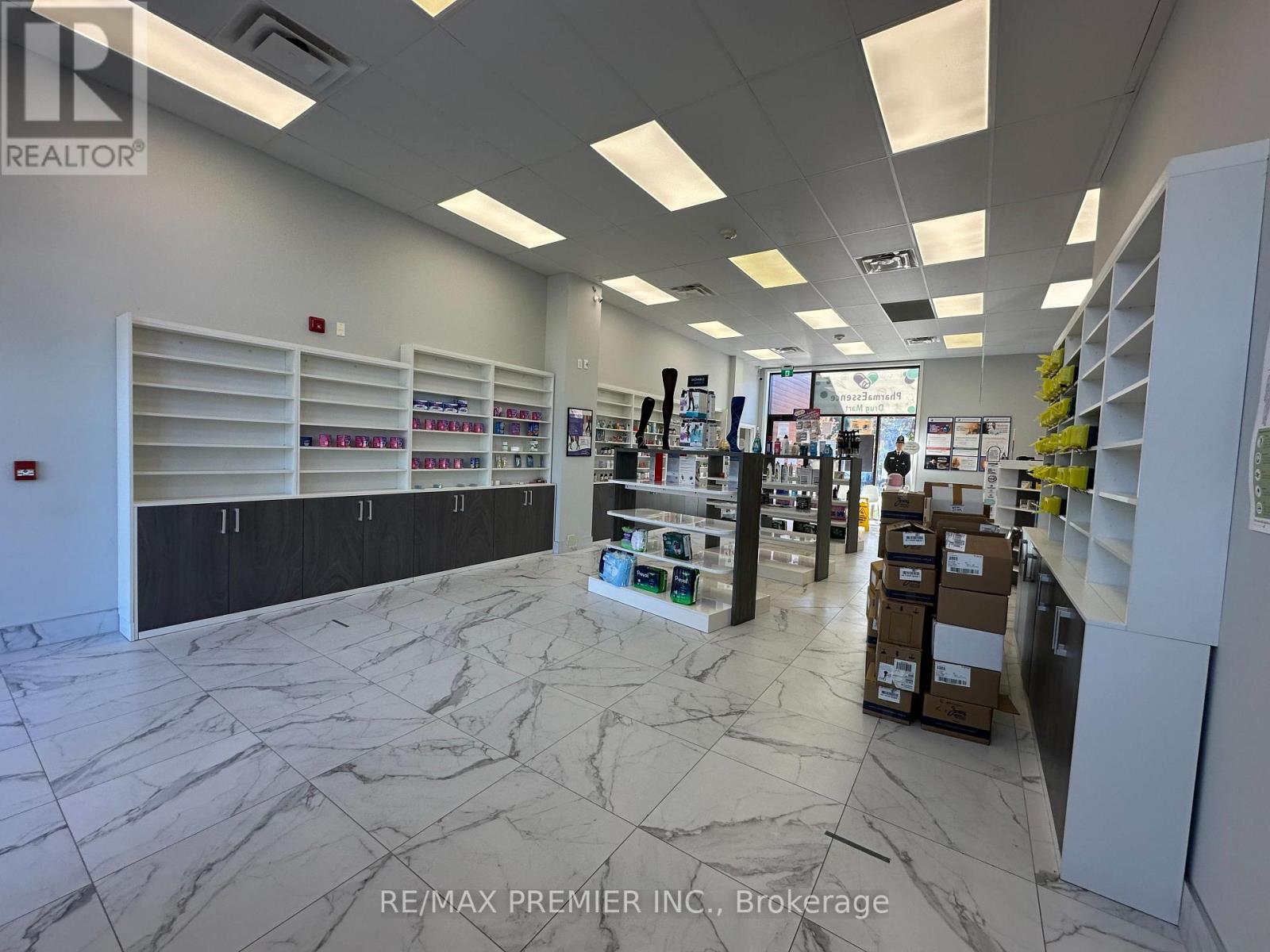 1 - 120 Guelph Street, Halton Hills, Ontario  L7G 4A4 - Photo 5 - W12814408