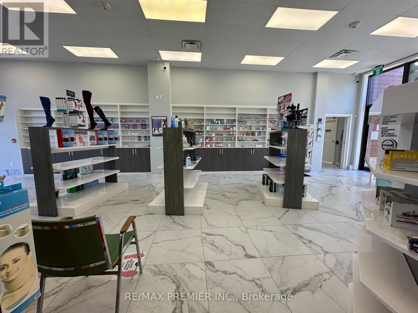 1 - 120 Guelph Street, Halton Hills, Ontario  L7G 4A4 - Photo 7 - W12814408