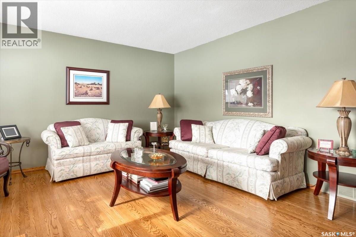 1514 8th Avenue N, Regina, Saskatchewan  S4R 0G3 - Photo 6 - SK029003