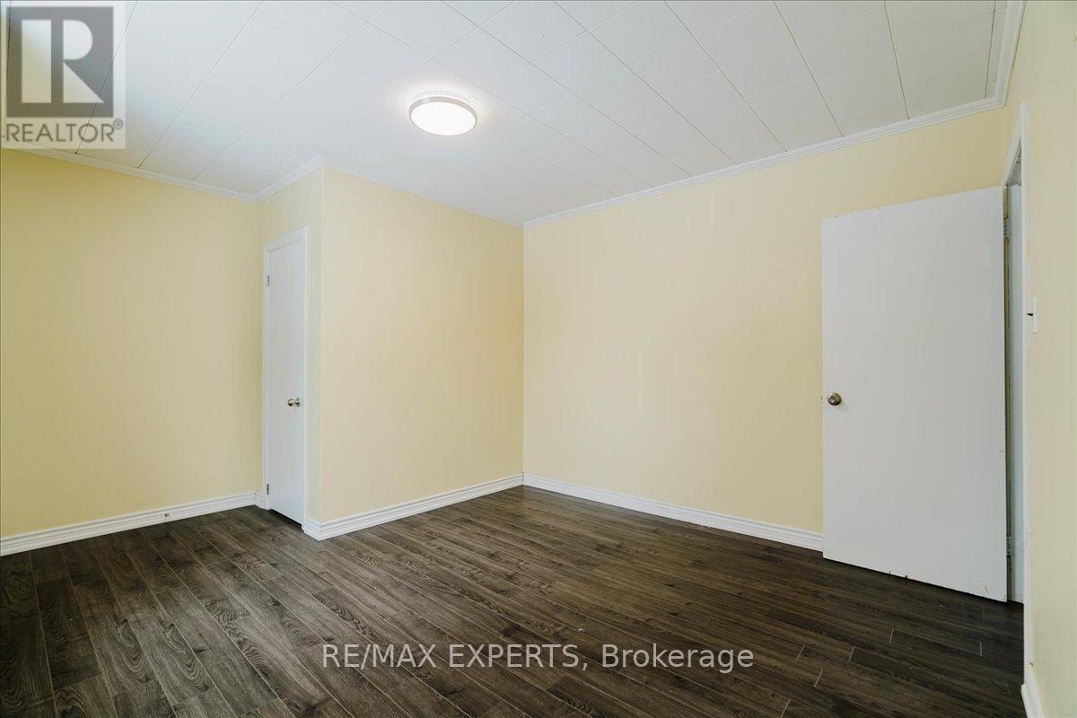 5323 Lawrence Avenue E, Toronto, Ontario  M1C 1R5 - Photo 24 - E12813008