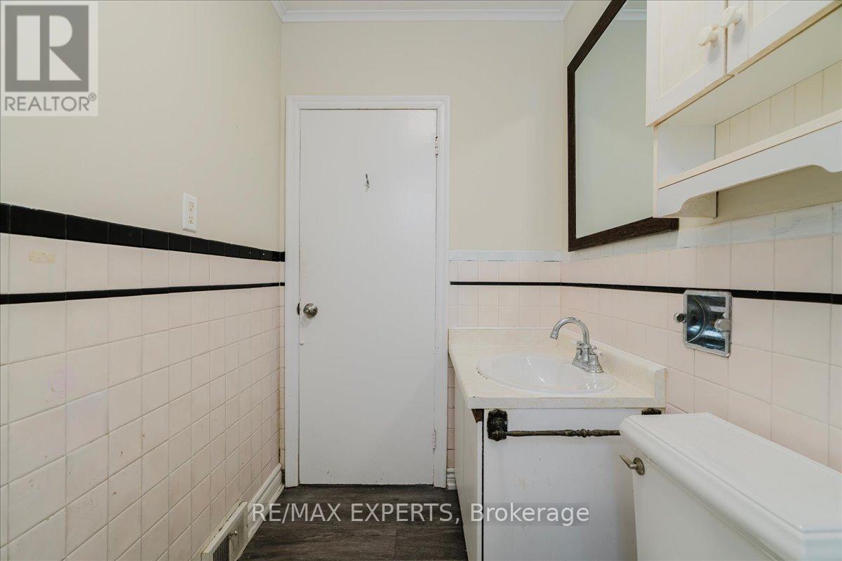 5323 Lawrence Avenue E, Toronto, Ontario  M1C 1R5 - Photo 27 - E12813008