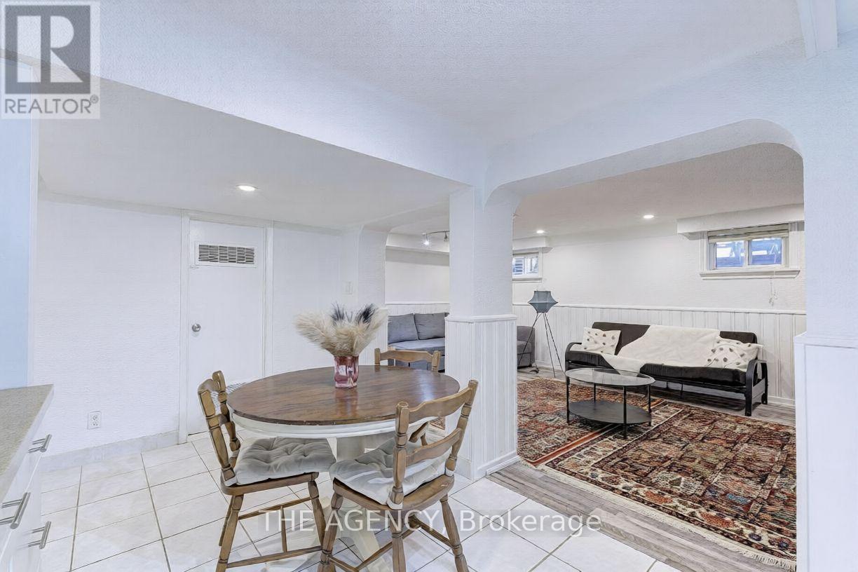 Basement - 82 Harrison Drive, Newmarket, Ontario  L3Y 4P4 - Photo 4 - N12813614