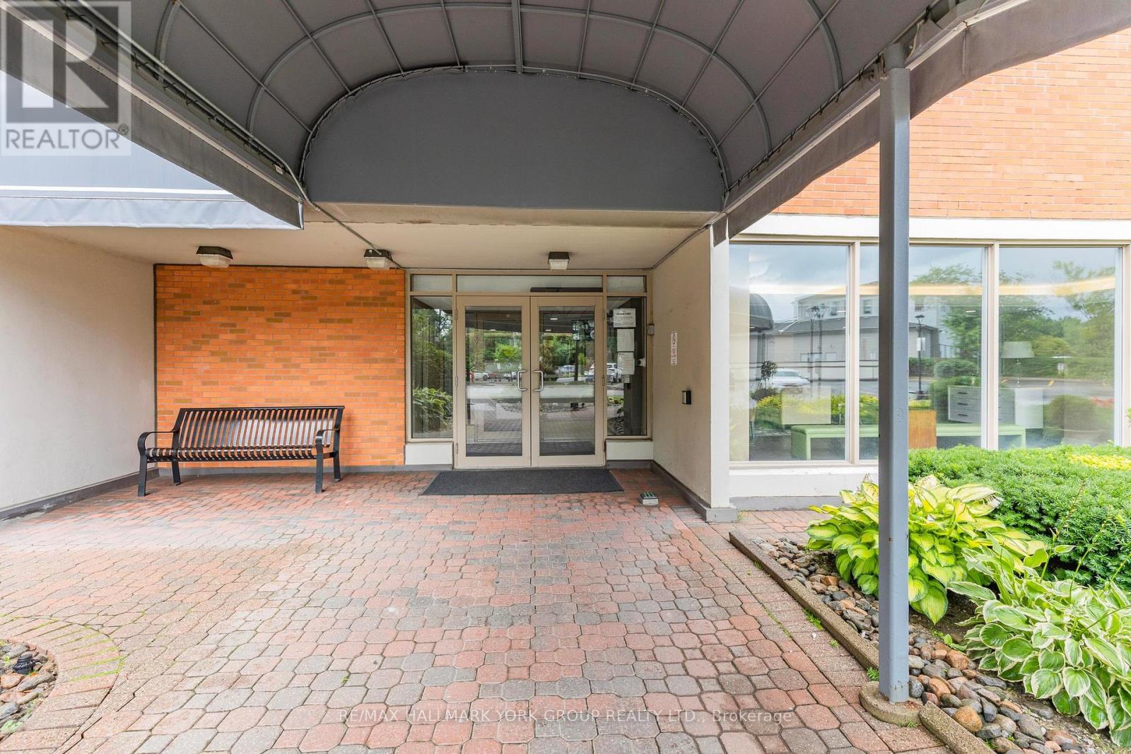 1007 - 7811 Yonge Street, Markham, Ontario  L3T 4S3 - Photo 5 - N12727440