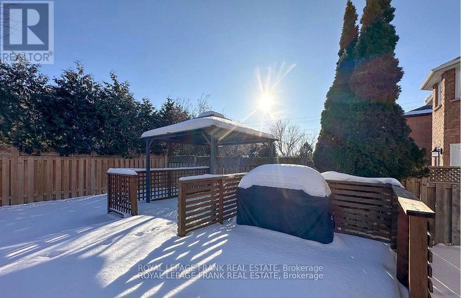 7 Winterberry Drive, Whitby, Ontario  L1R 1Z2 - Photo 41 - E12814476