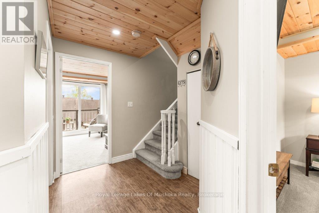 30 Turner Drive, Huntsville, Ontario  P1H 1A8 - Photo 5 - X12814442