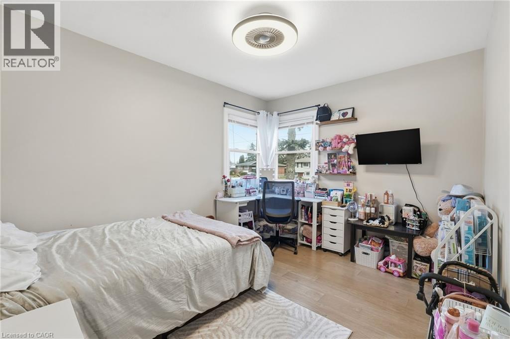 25 Arthur Street, St. Catharines, Ontario  L2M 1G8 - Photo 12 - 40795384