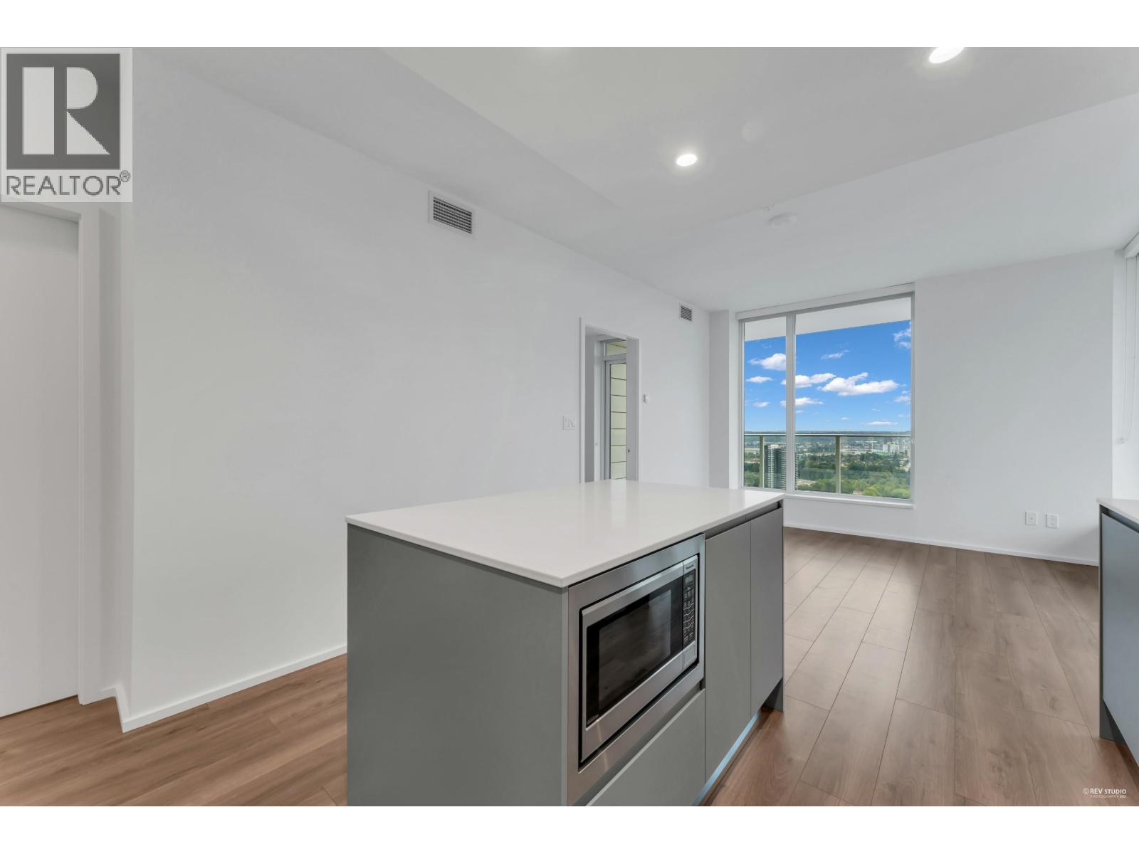 3407 3833 Evergreen Place, Burnaby, British Columbia  V3J 0M2 - Photo 8 - R3091999