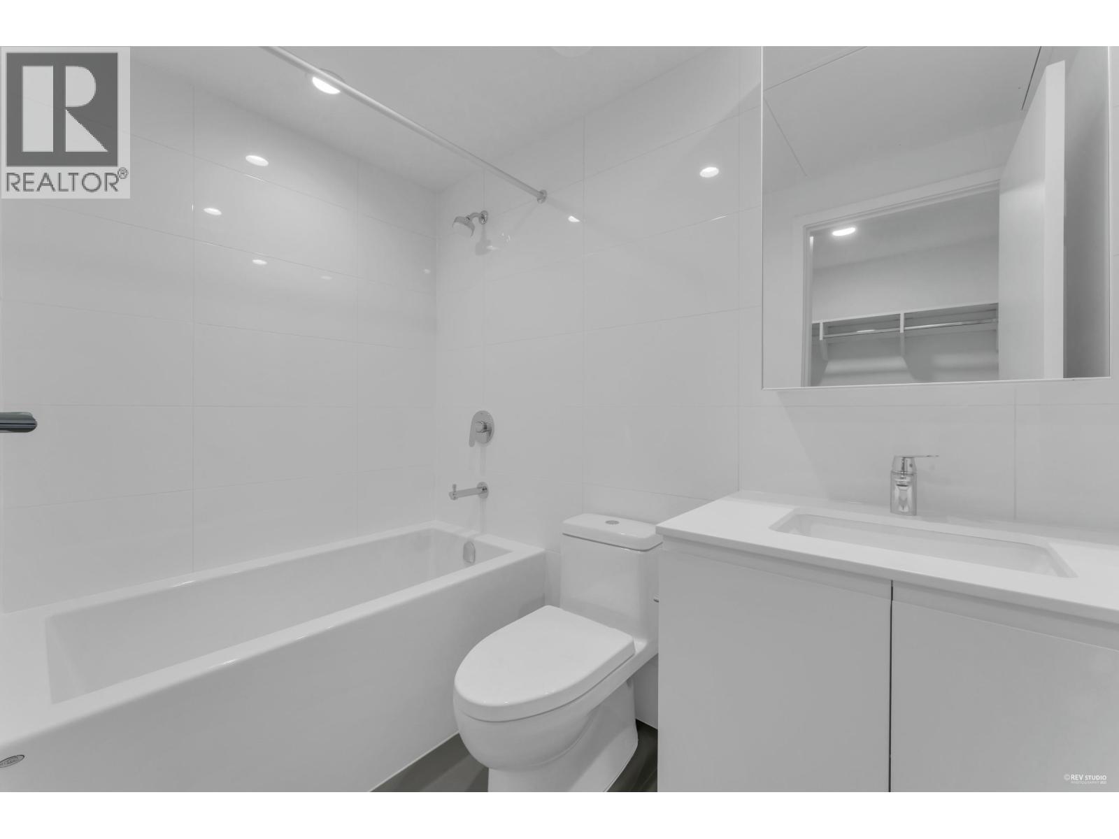 3407 3833 Evergreen Place, Burnaby, British Columbia  V3J 0M2 - Photo 14 - R3091999