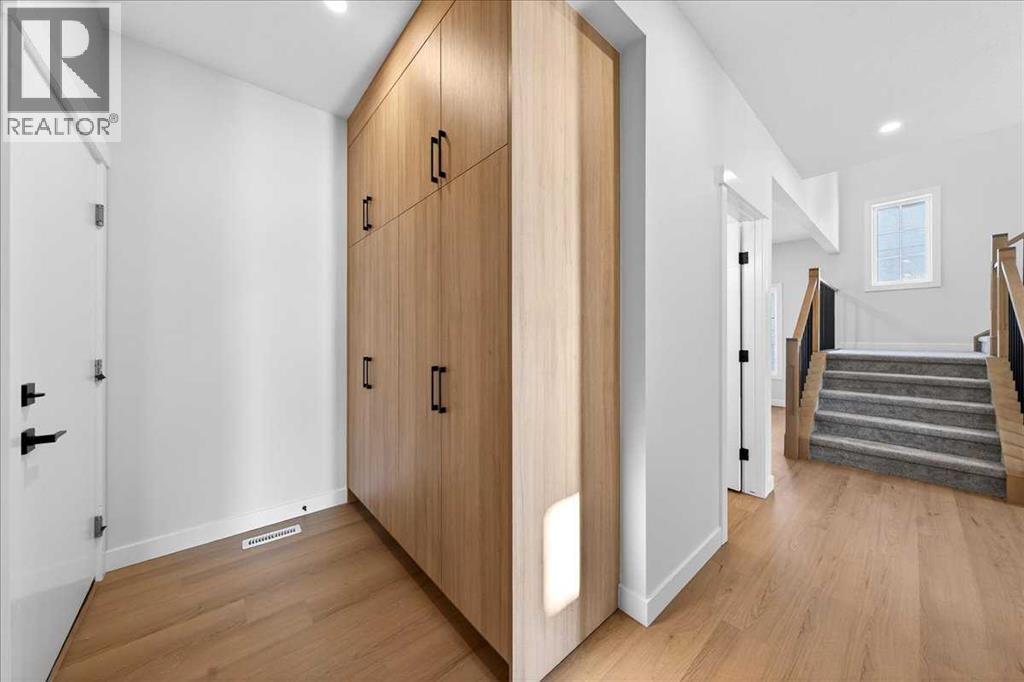 11 Lakewood Way, Strathmore, Alberta  T1P 1W9 - Photo 8 - A2282533