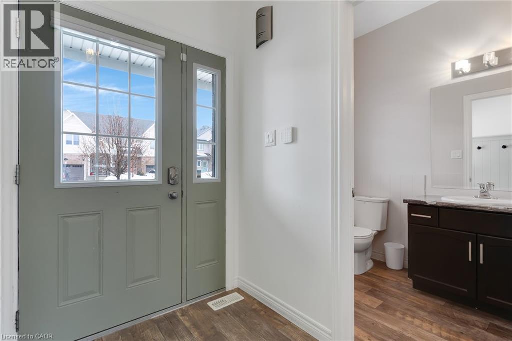 147 Brown Street, Stratford, Ontario  N5A 0E8 - Photo 6 - 40806899