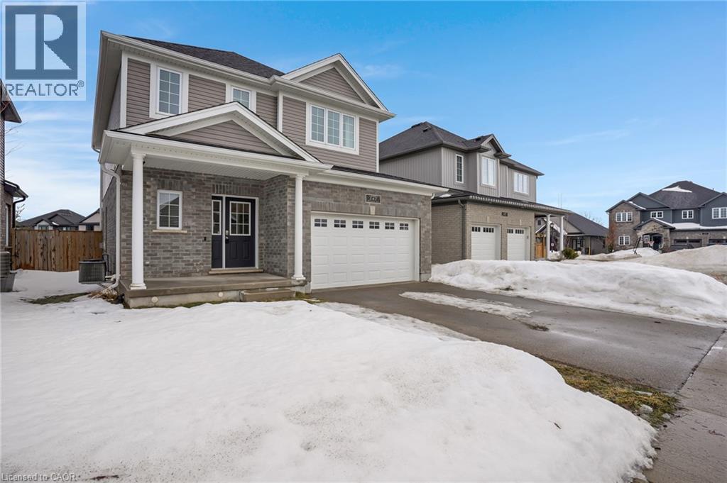 147 Brown Street, Stratford, Ontario  N5A 0E8 - Photo 3 - 40806899