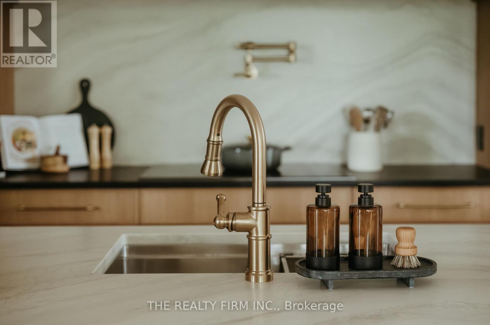 52 Royal Crescent, Southwold, Ontario  N5P 0G5 - Photo 21 - X12814438