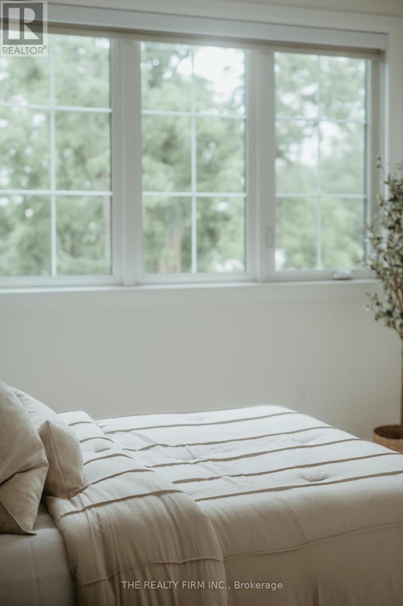 52 Royal Crescent, Southwold, Ontario  N5P 0G5 - Photo 32 - X12814438