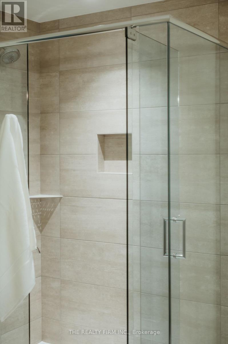 52 Royal Crescent, Southwold, Ontario  N5P 0G5 - Photo 44 - X12814438