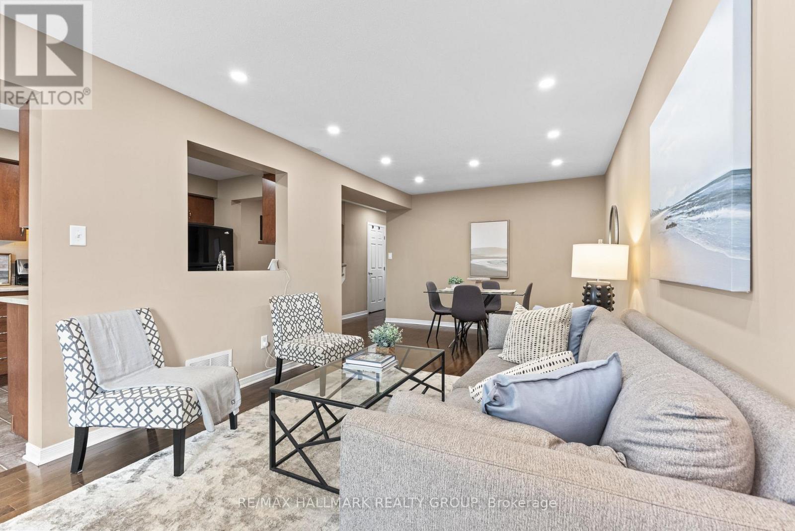 404 Wisteria Crescent, Ottawa, Ontario  K1V 0P1 - Photo 10 - X12814424