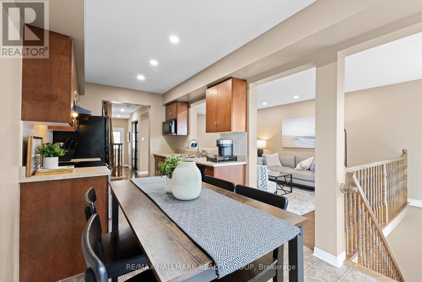 404 Wisteria Crescent, Ottawa, Ontario  K1V 0P1 - Photo 14 - X12814424