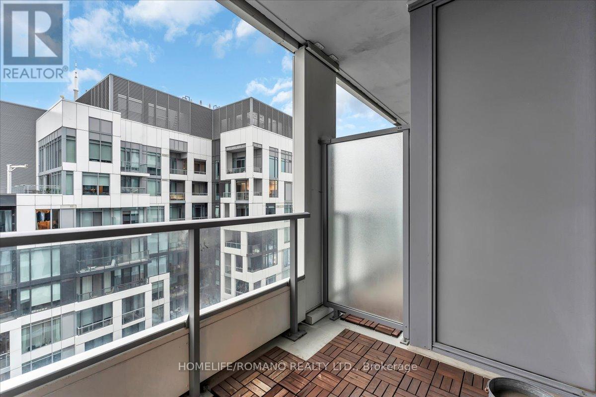 1714w - 27 Bathurst Street, Toronto (Waterfront Communities), Ontario  M5V 2P1 - Photo 31 - C12808722