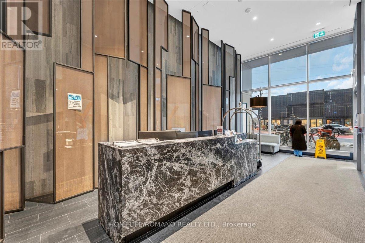 1714w - 27 Bathurst Street, Toronto (Waterfront Communities), Ontario  M5V 2P1 - Photo 5 - C12808722