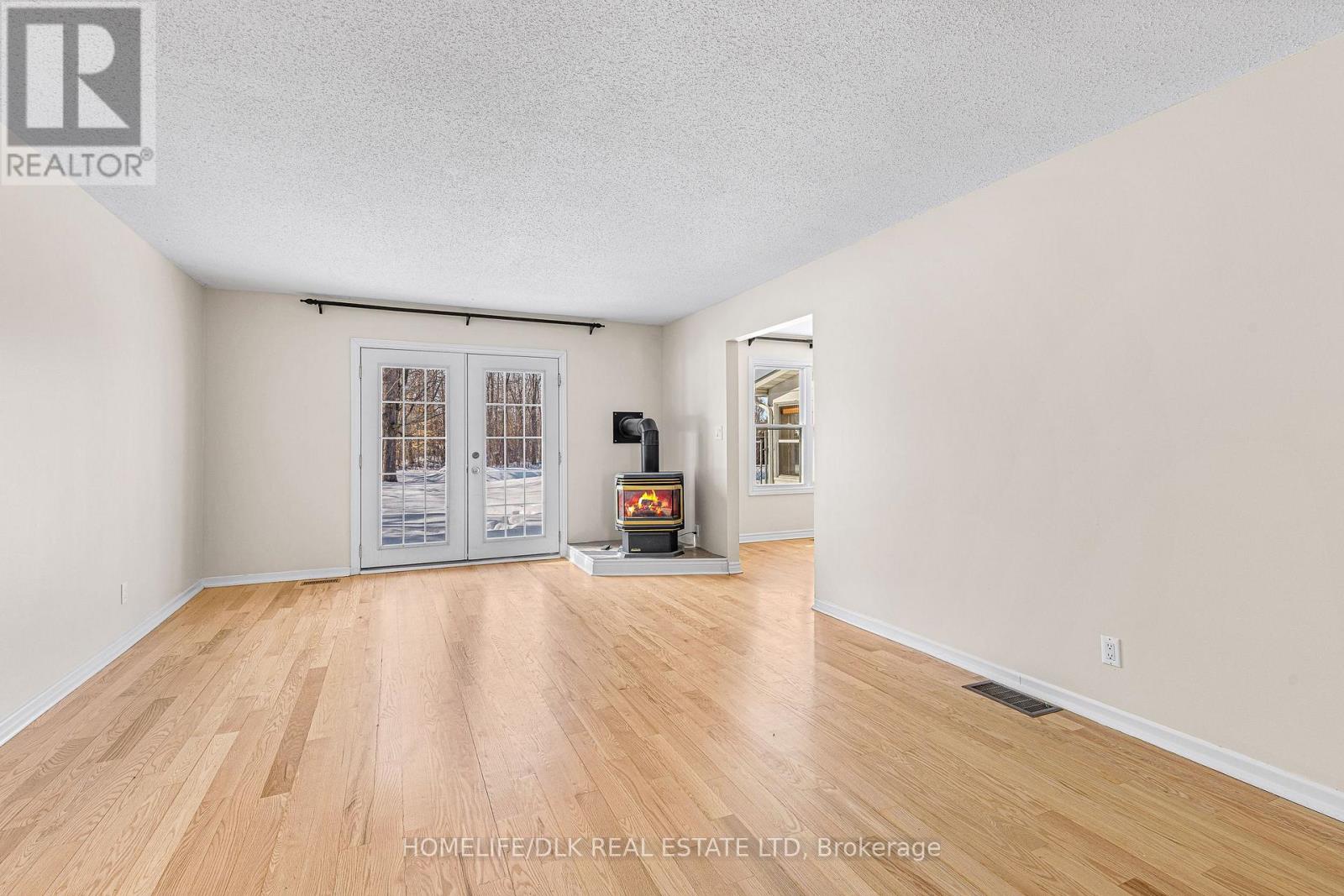 834 South Gower Drive, North Grenville, Ontario  K0G 1J0 - Photo 7 - X12814450