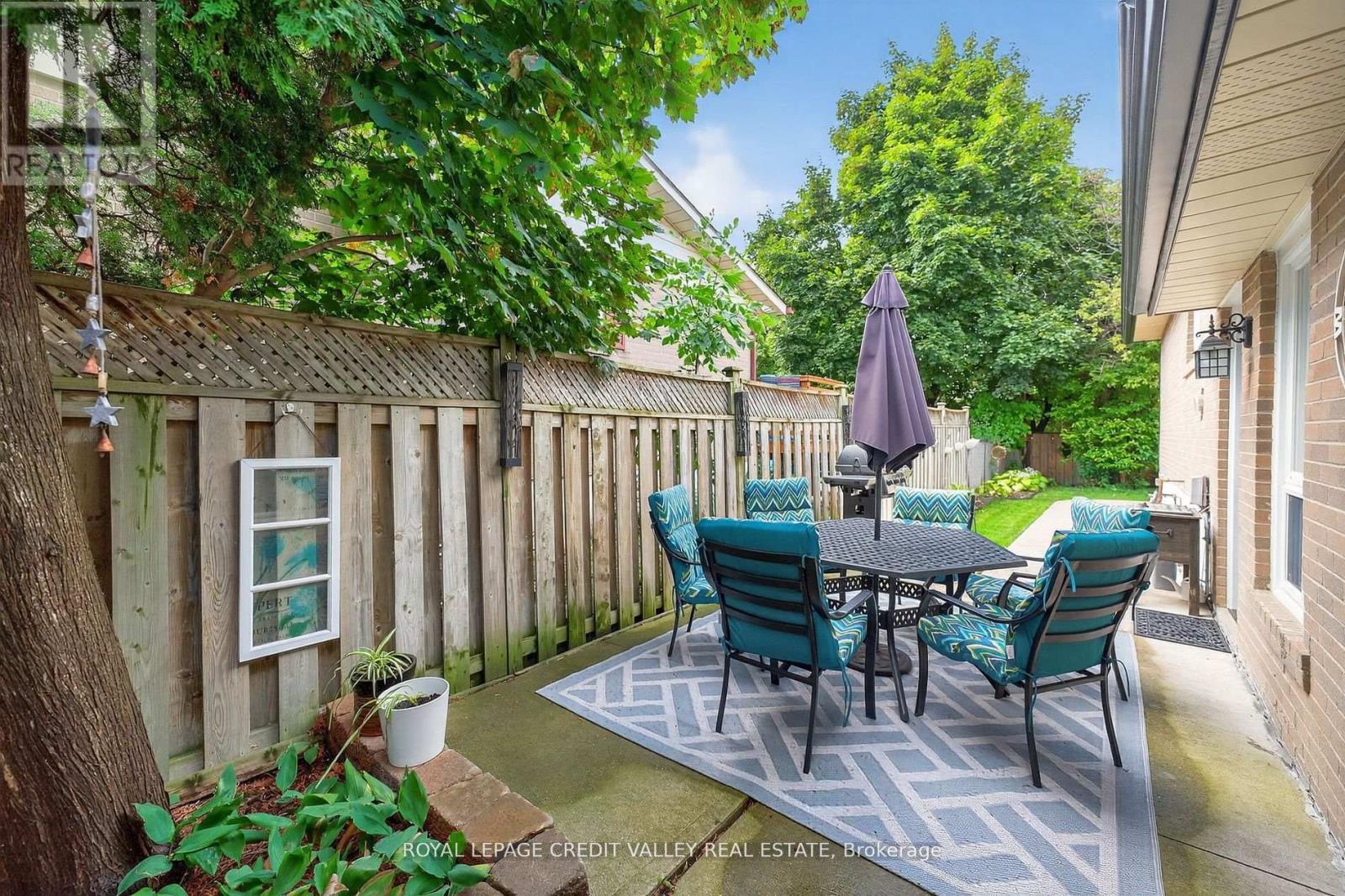 24 Willis Drive, Brampton, Ontario  L6W 1A9 - Photo 37 - W12616370