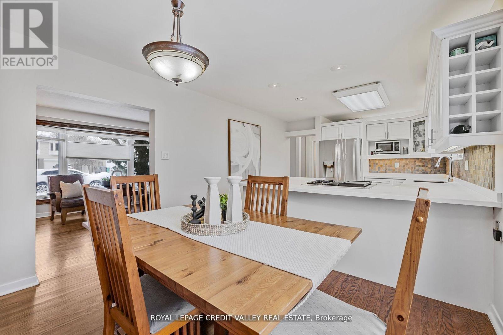 36 Lockton Crescent, Brampton, Ontario  L6W 1C3 - Photo 18 - W12675684