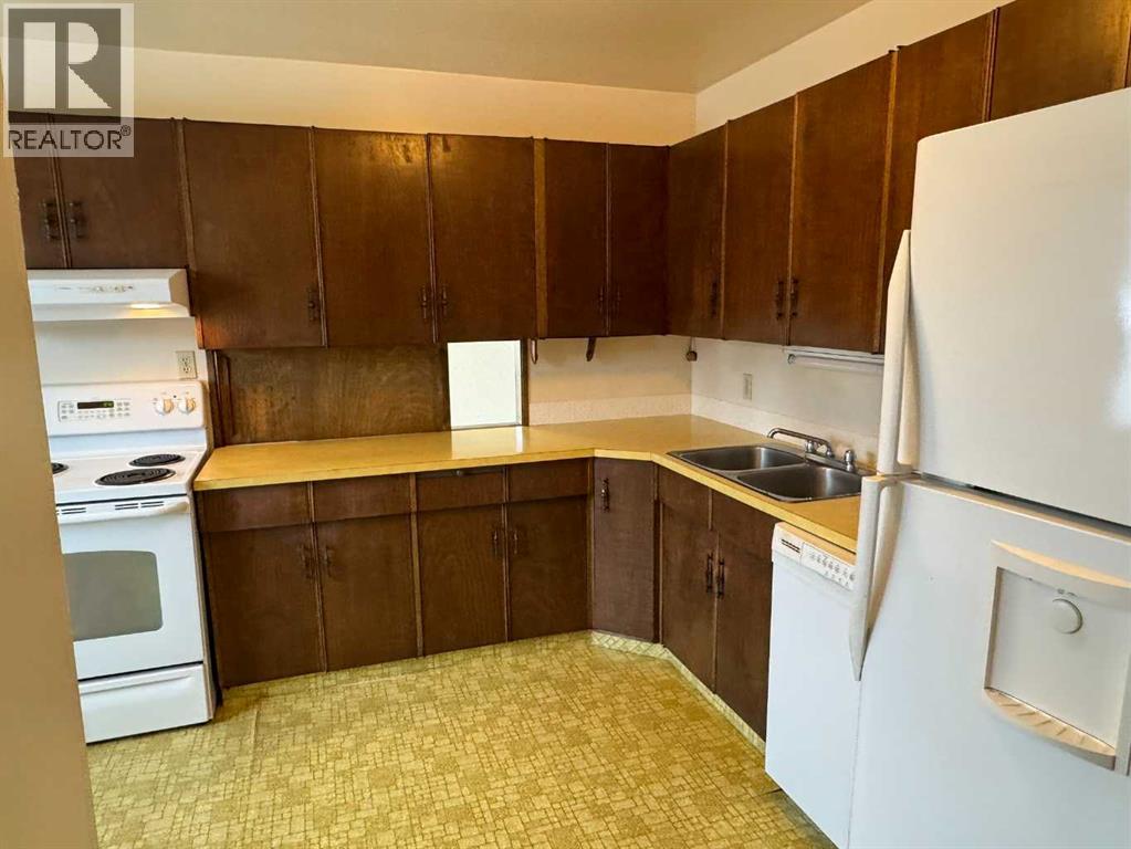 8005 94 Street, Peace River, Alberta  T8S 1E8 - Photo 4 - A2263376