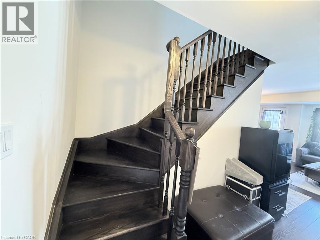 922 Apple Hill Lane, Kitchener, Ontario N2R 0L7 - Photo 17 - 40797176