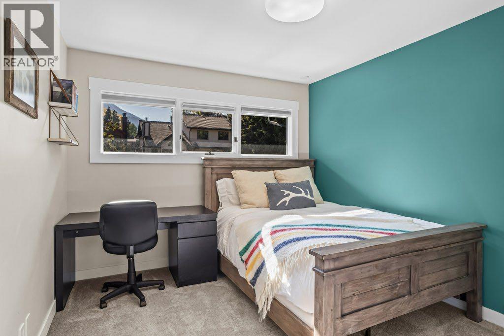 115 Spray Avenue, Banff, Alberta  T1L 1A1 - Photo 25 - A2258433