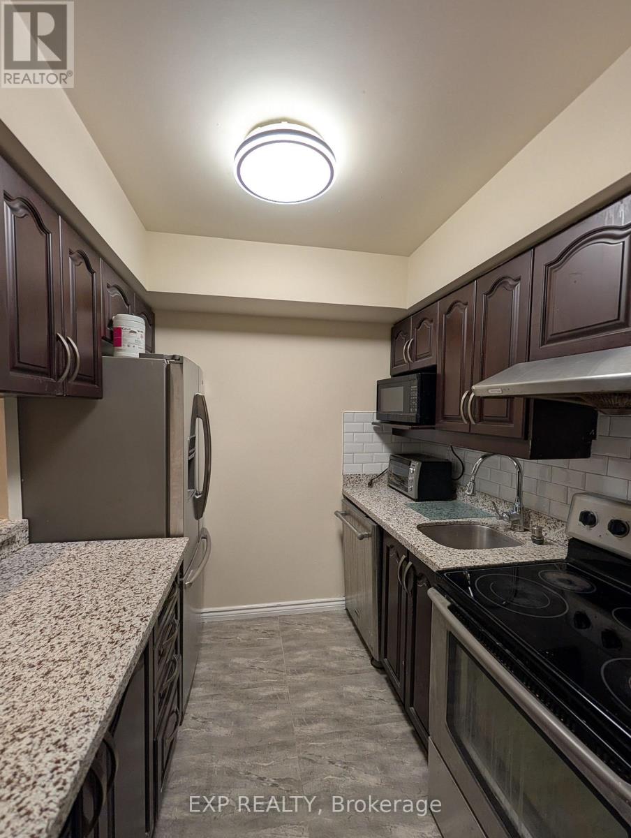 222 - 633 Bay Street, Toronto, Ontario  M5G 2G4 - Photo 7 - C12814432