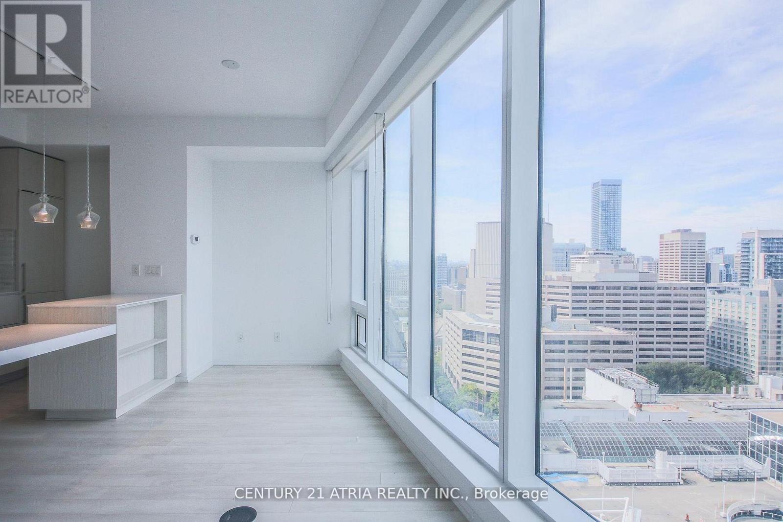 1913 - 197 Yonge Street, Toronto, Ontario  M5B 0C1 - Photo 10 - C12814448