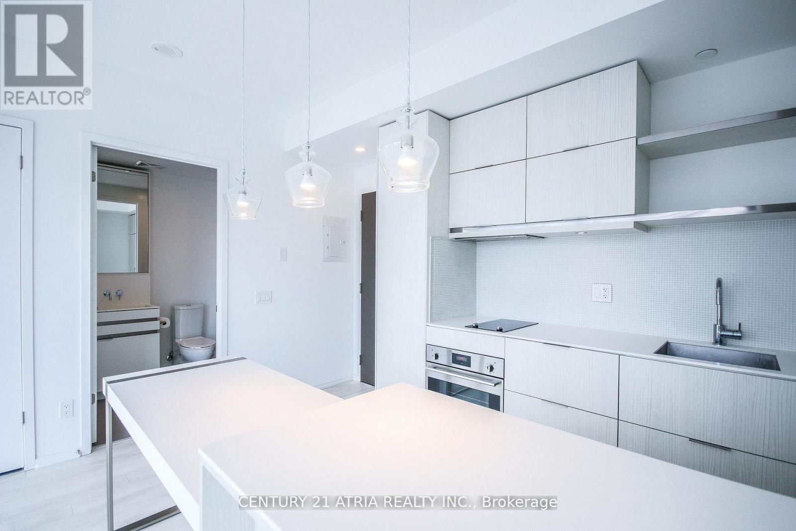 1913 - 197 Yonge Street, Toronto, Ontario  M5B 0C1 - Photo 16 - C12814448