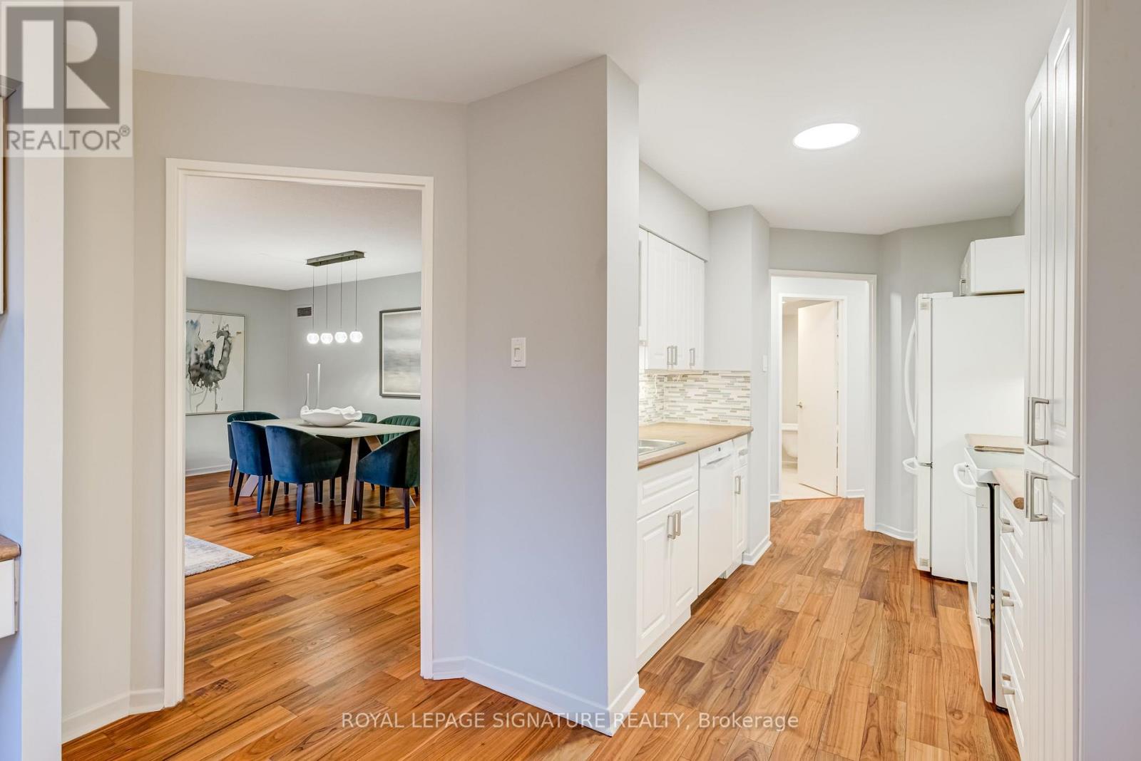 303 - 25 Maitland Street, Toronto, Ontario  M4Y 2W1 - Photo 16 - C12814480