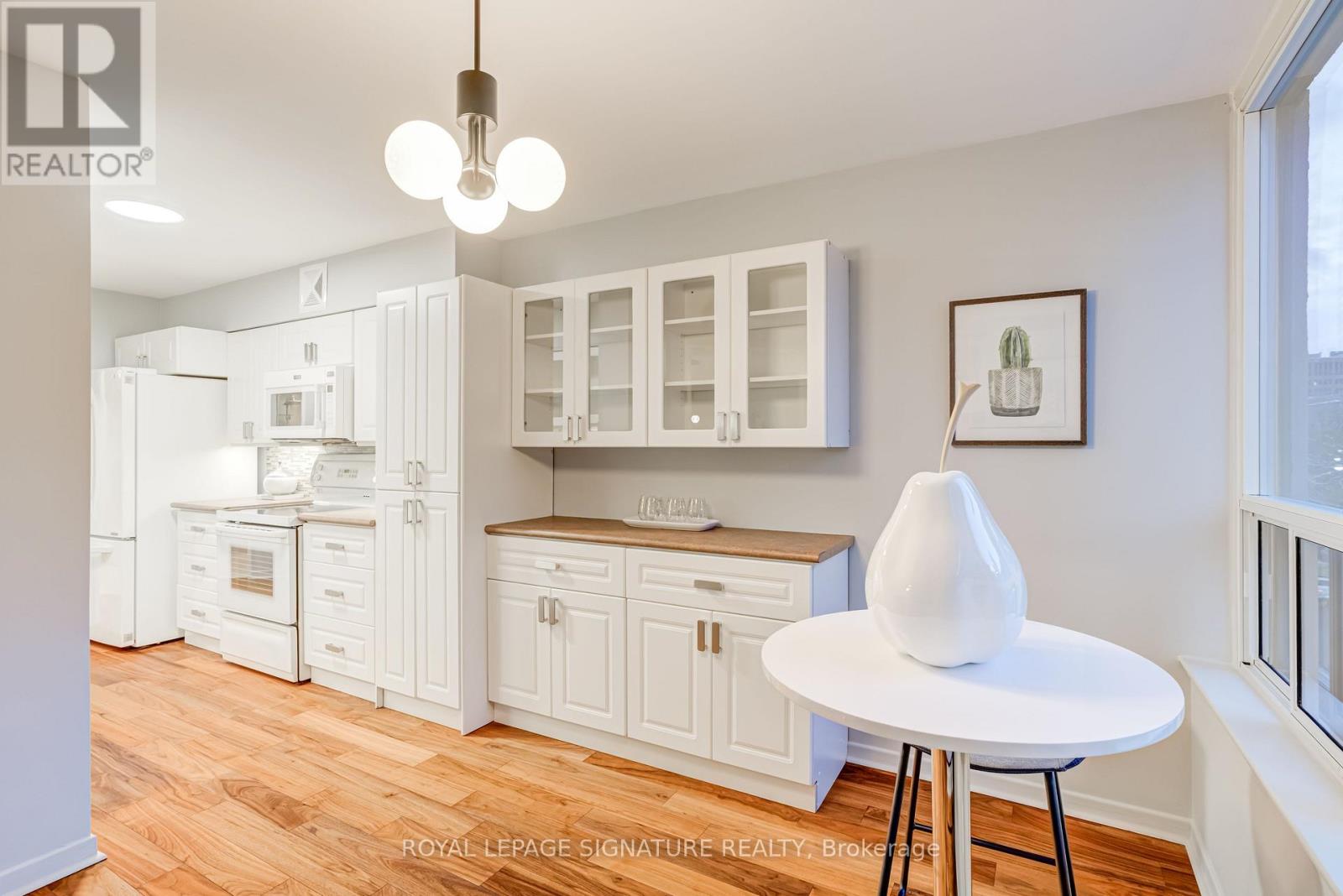 303 - 25 Maitland Street, Toronto, Ontario  M4Y 2W1 - Photo 25 - C12814480