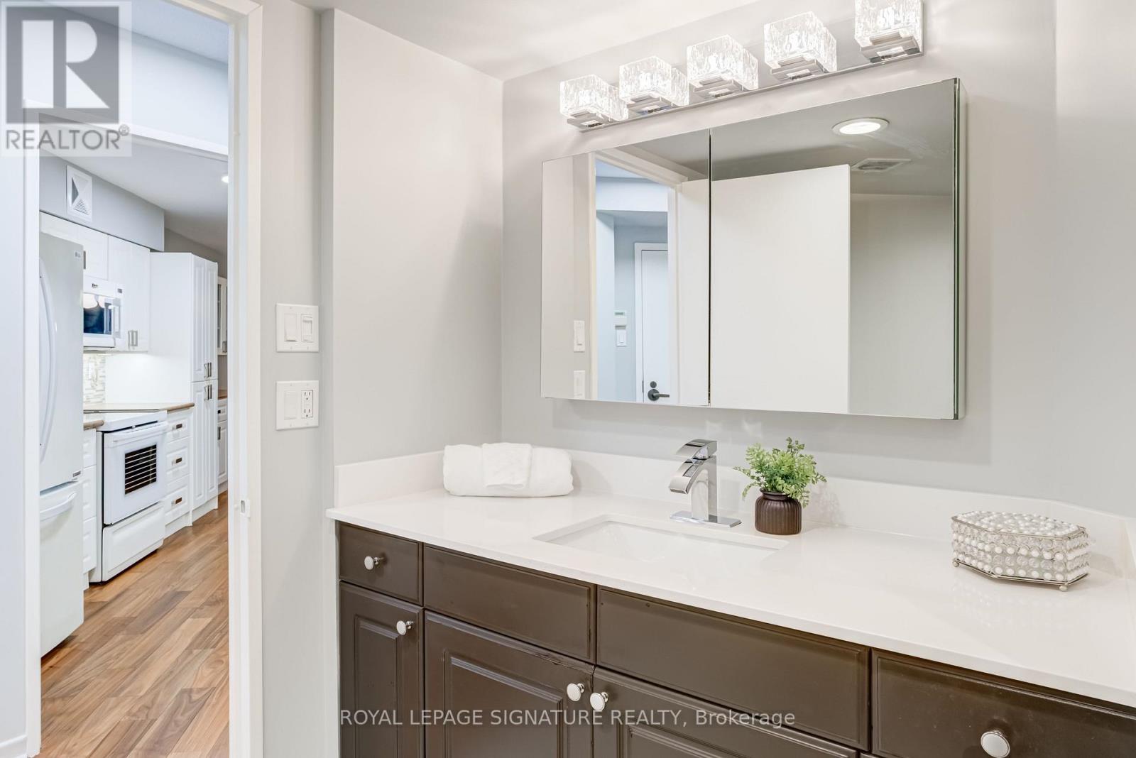 303 - 25 Maitland Street, Toronto, Ontario  M4Y 2W1 - Photo 31 - C12814480