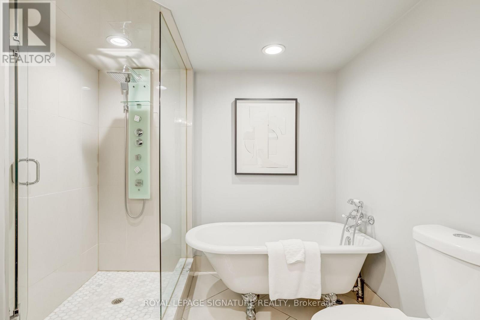 303 - 25 Maitland Street, Toronto, Ontario  M4Y 2W1 - Photo 32 - C12814480