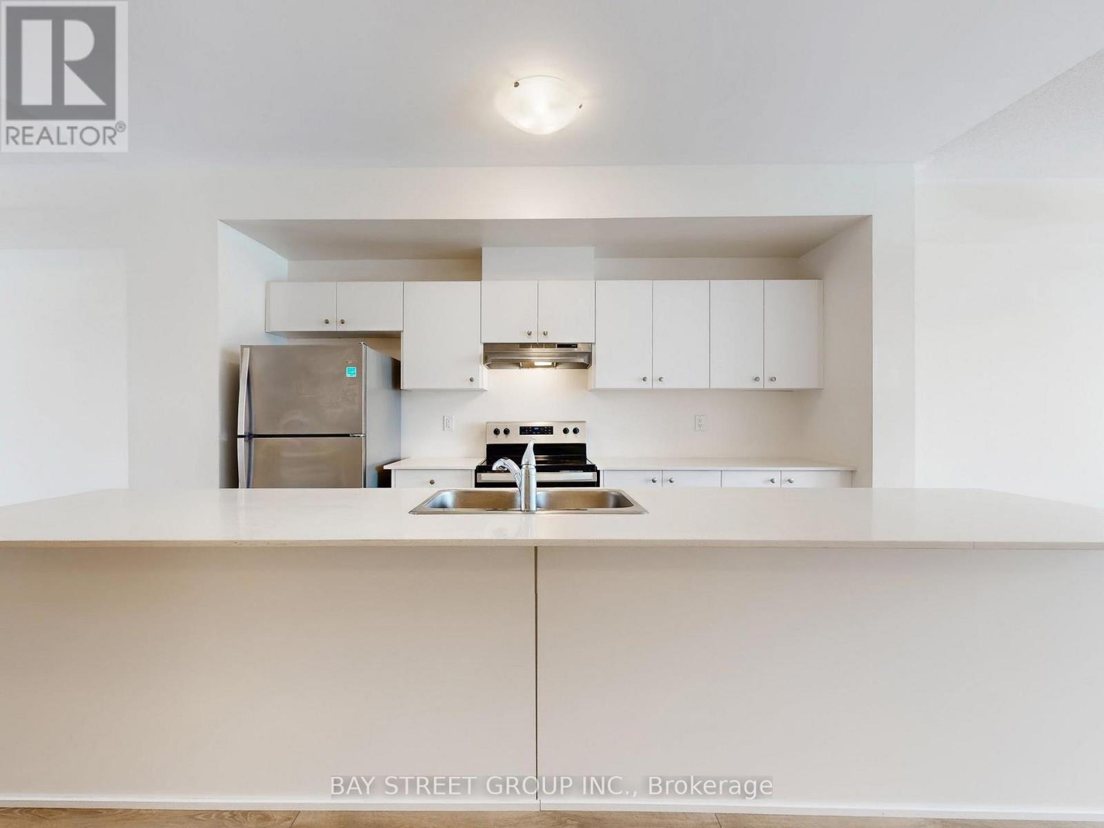 64 Emmas Way, Whitby, Ontario  L1R 0S7 - Photo 18 - E12814436