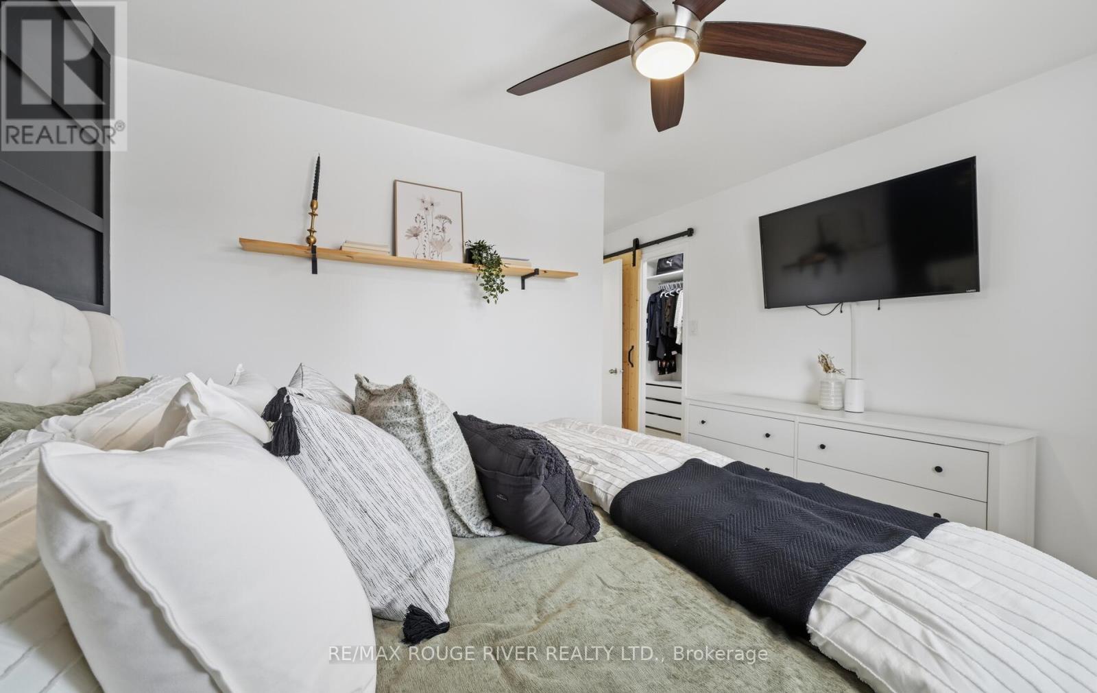 7 Hemans Court, Ajax, Ontario  L1T 4B9 - Photo 18 - E12814468