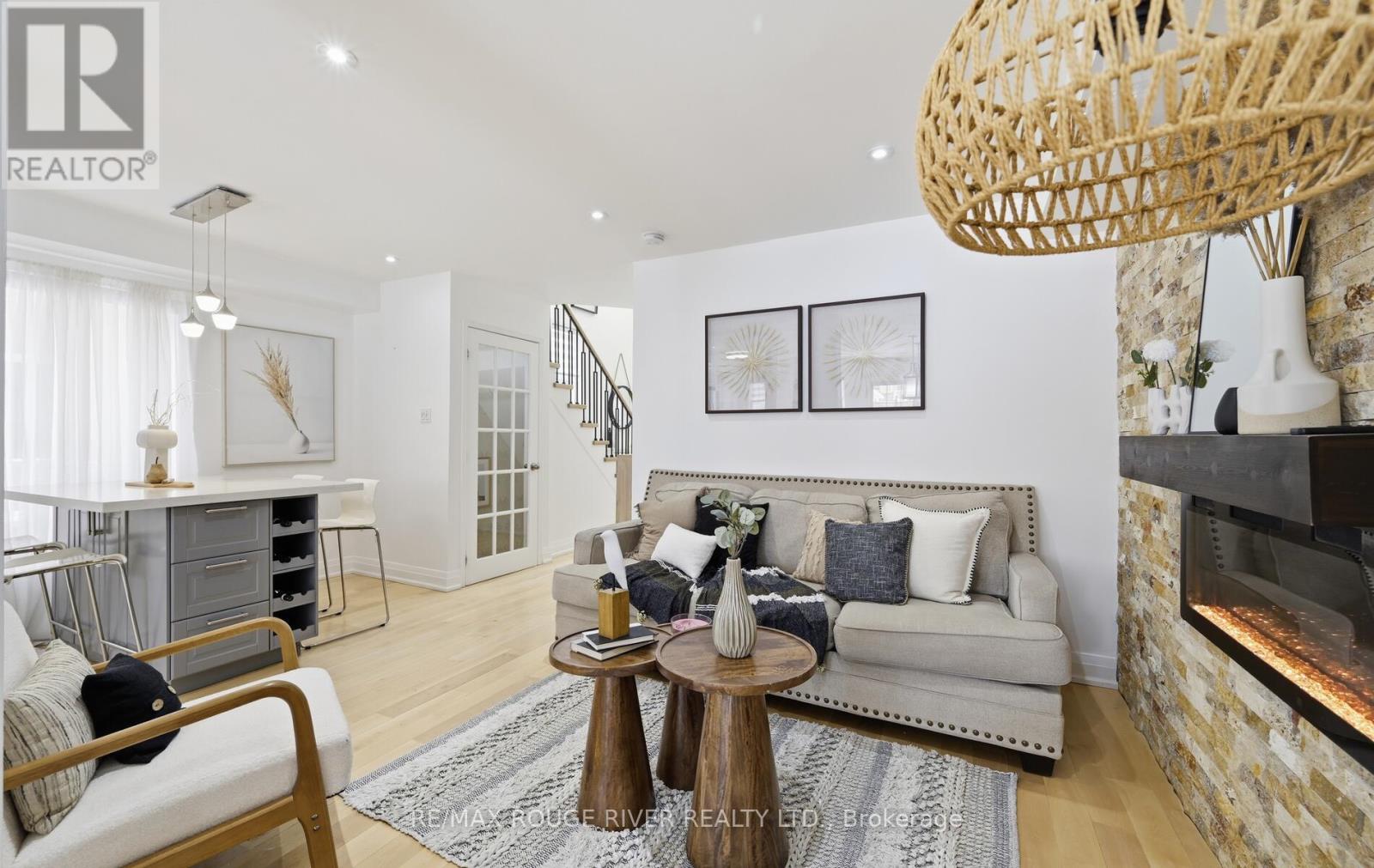 7 Hemans Court, Ajax, Ontario  L1T 4B9 - Photo 6 - E12814468