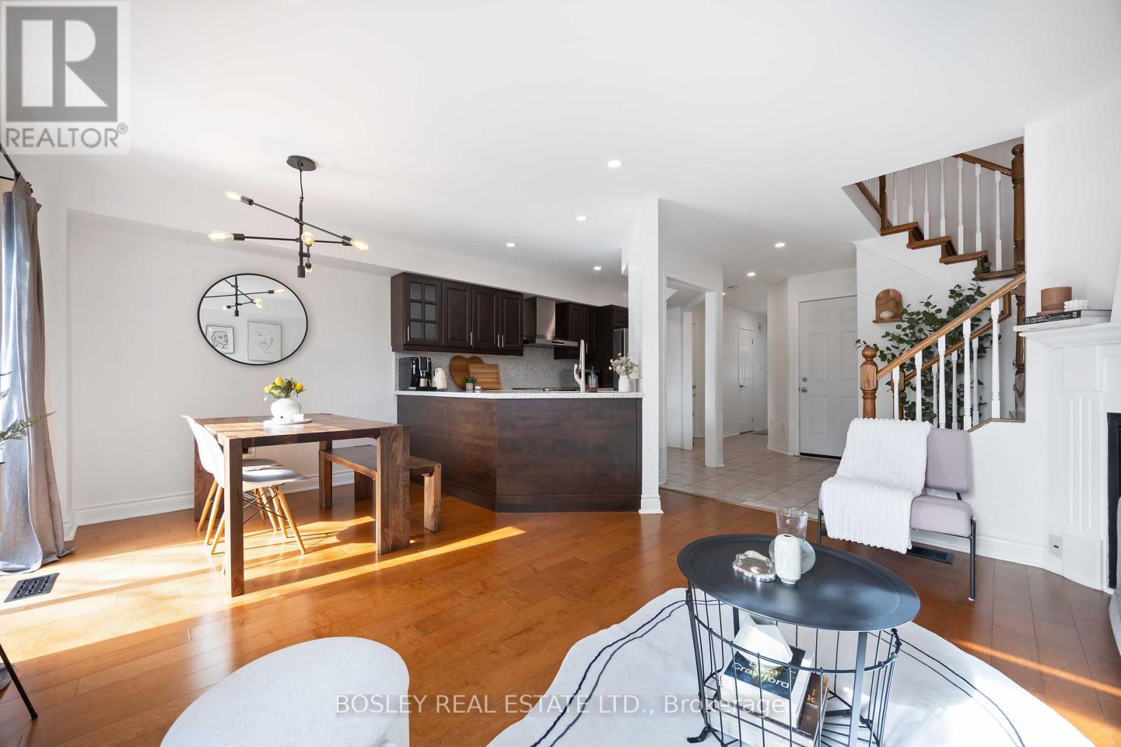 57 Candlebrook Drive, Whitby, Ontario  L1R 2V6 - Photo 4 - E12814498